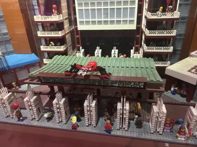 Legoland adds 'Durantula' to Phillies ballpark display for Red October