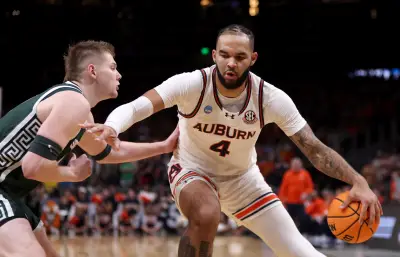 Instant observations: VJ Edgecombe misses Sixers' second Summer League game with day-to-day thumb injury