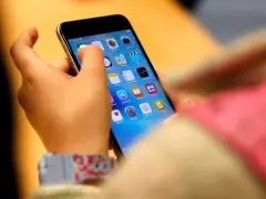 Real risk to youth mental health is ‘addictive use,’ not screen time alone, study finds