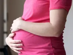 What to know about the viral surrogacy lawsuit
