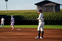 Report: Phillies will face Minnesota Twins at Field of Dreams in 2026