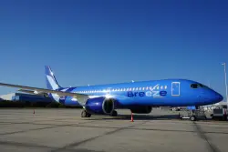 Intoxicated passenger waving skateboard forces LA-bound Breeze flight to land in Grand Junction