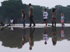 Desperate search for two dozen missing girls from summer camp after Texas floods kill at least 24