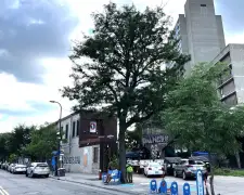 Landmark dive bar Palmer’s to close 