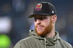 Carson Wentz lands with Vikings after Eagles trade for Minnesota's backup QB