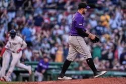 Rockies humbled, 10-2, as red-hot Red Sox finish three-game sweep