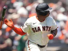 Watch: Rafael Devers’s first home run as a Giant comes vs. Red Sox